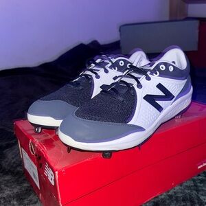 New balance metal baseball cleat NAVY AND WHITE